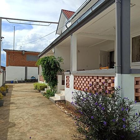 Chez Jeanne Chambre D'Hote Antananarivo Ngoại thất bức ảnh